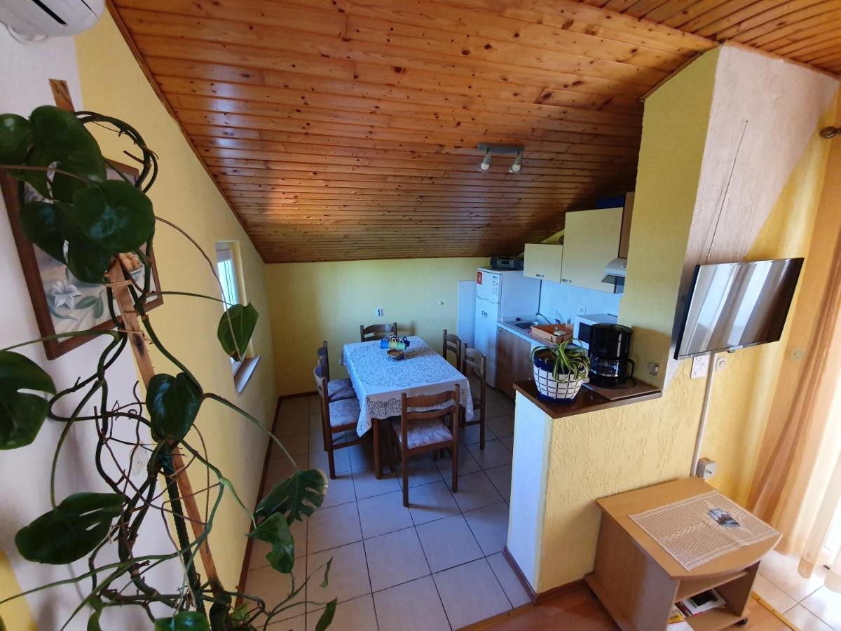Dajana 4+2 Apartmán *